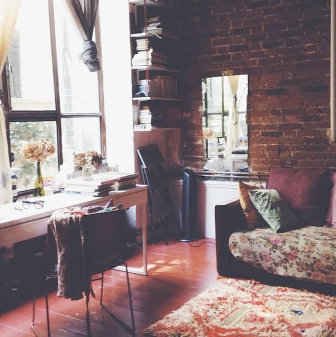 شقة Warm And Cosy Loft In Paris With A Private Outdoor المظهر الخارجي الصورة